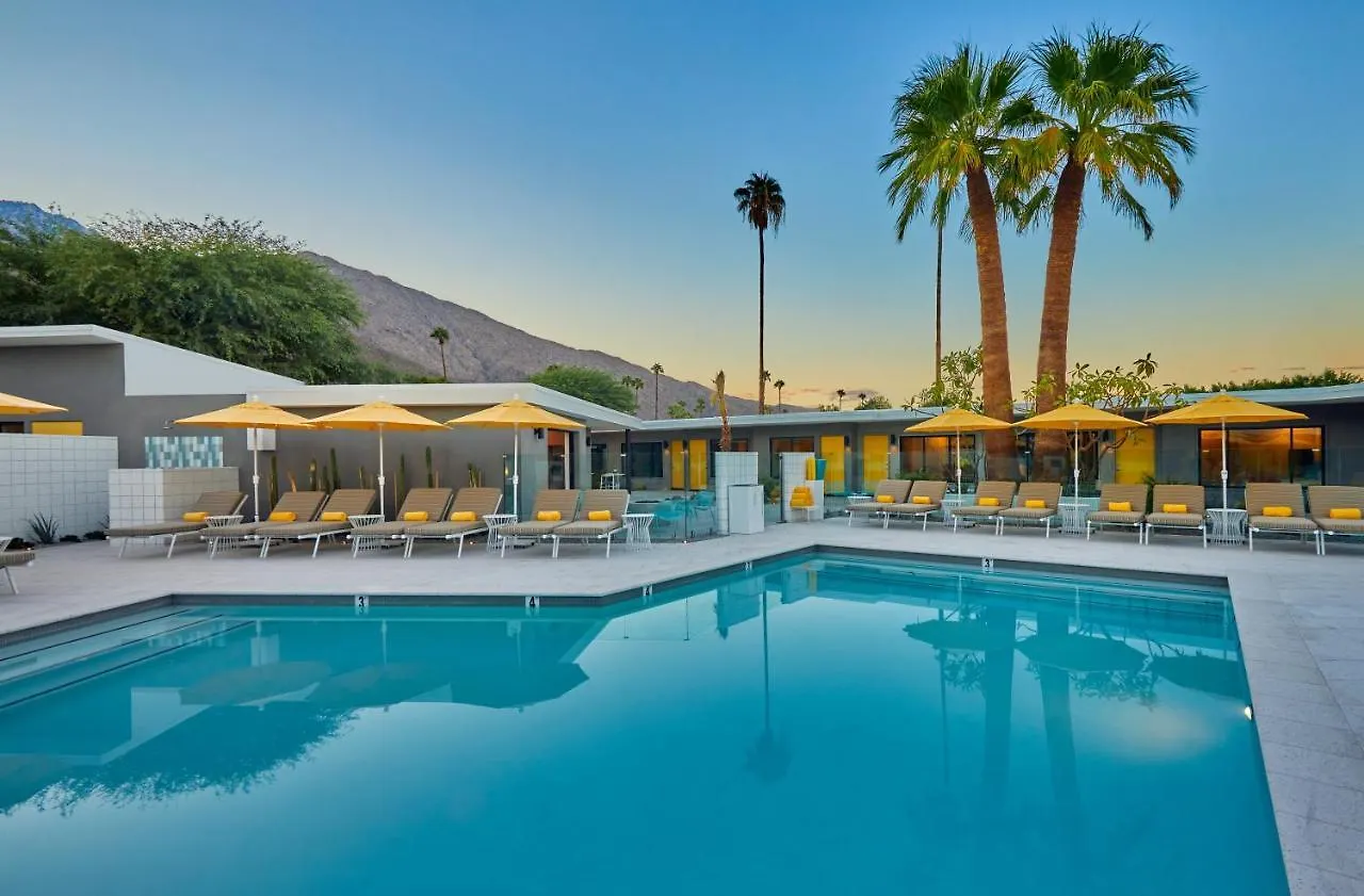 Twin Palms Resort - A Gay Men'S Resort Palm Springs